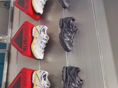 -SALOMON萨洛蒙(北京王府中环店)