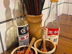 -矮子粉店1985·长沙米粉(湘春路店)