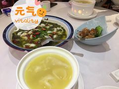 养颜花胶汤-阿锋鲍鱼酒家美食汇(华安店)