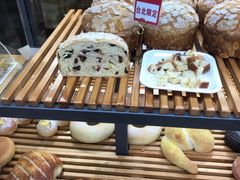 -焙丽拾光(麦凯乐直营店)
