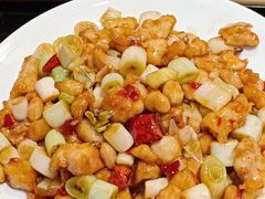 -东口码头·烧鸽子·鱼头泡饼·地方菜(金鹰悦城店)