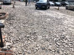 -新场古镇-停车场