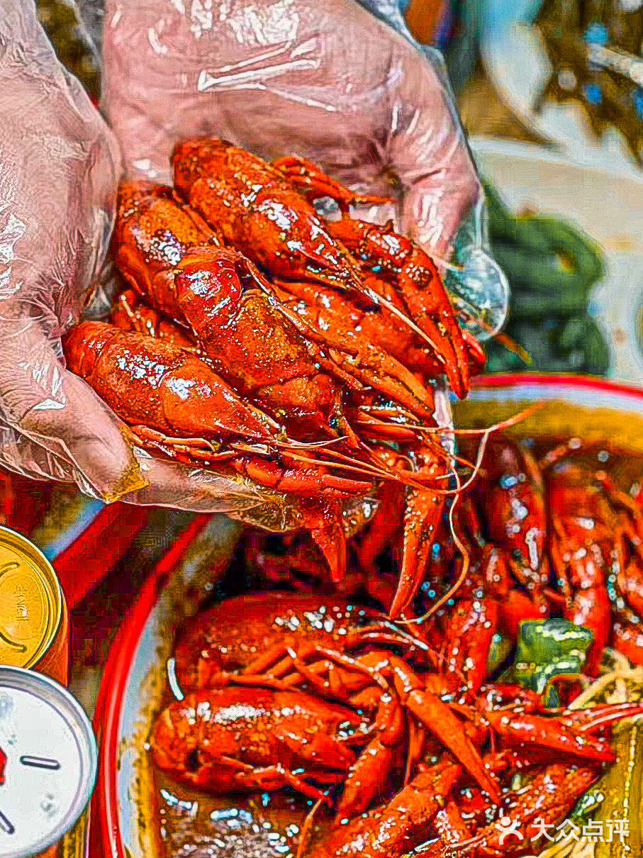在这个夏天，你是否想要一份可口的小龙虾？