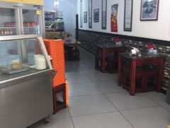 -牛一嘴·兰州牛肉面·大盘鸡(财富中心店)