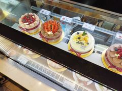 -花花卷卷·鲜食蛋糕(静安久光百货店)