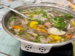 -马尔龙新疆饭店·清真(瑞景店)