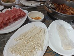 -鸡遇虾煲干锅火锅(小寨金莎店)