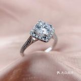 结婚钻戒