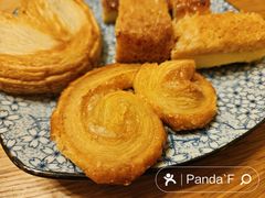 小蝴蝶酥-上海哈尔滨食品厂(淮海中路店)