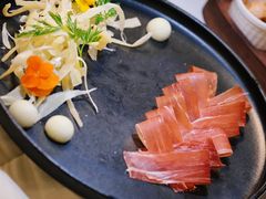 三年金钱火腿配大理手撕乳扇-泓0871臻选云南菜·味庄