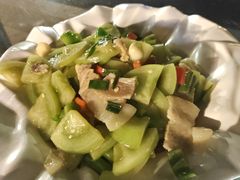 -爱啤精酿·民谣酒馆(滨江店)