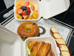 -BUTTERFUL&CREAMOROUS 黄油与面包(三里屯太古里店)
