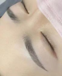 -莲姿娜·半永久纹眉皮肤管理