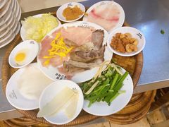-桥香园云南过桥米线(金马碧鸡店)