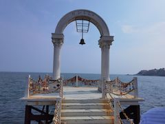 -北戴河碧螺塔海上酒吧公园