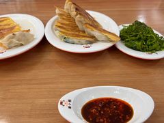 -鲜鲜锅贴(荆山路店)