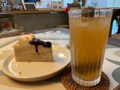 -In Cafe隐食研室