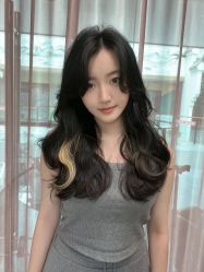 -MONE美发沙龙