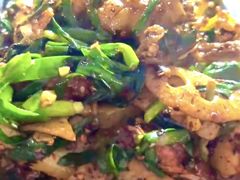 -巴五中胖娃烧烤