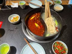 -明何记涮牛肚(品牌首店隋唐植物园南门古城路店)