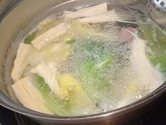 -三个椰子·现砍椰子鸡(金源CBD店)