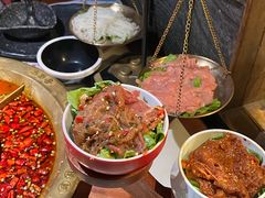-新哥老官·畅吃123·美蛙世界(苏宁广场店)