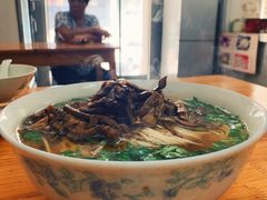 笋干肉丝面-老虎灶小吃