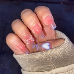 -七彩虹美甲美睫 半永久