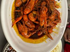 -龙巢盱眙龙虾·牛蛙·烧烤宵夜(八卦岭店)