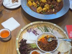 -俭寨大盘鸡·手抓肉·烧烤新疆菜(乌苏路店)