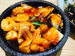 -小镇大厨新概念复合中餐厅(万达广场大连高新店)