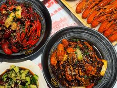 -肥肥虾庄·金牌油焖大虾(汉口城市广场店)