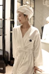 -挪娅婚纱摄影皇家会所