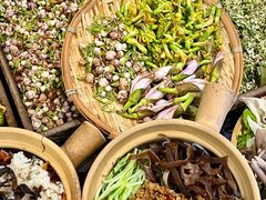 -阿山卓·野生菌火锅·纳西火塘烤肉