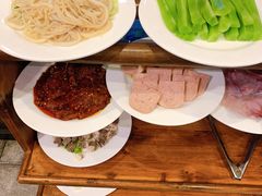 -张大胡子鱼头火锅酒楼(长益路店)