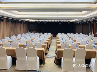 喜欢你那是比一辈子还要长久的事。3、年少的日子里
