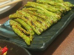 -曼听小寨海鲜烧烤·大连辣炒大王(盖州街店)