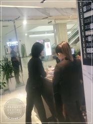 -罗亚帝造型·烫发染发