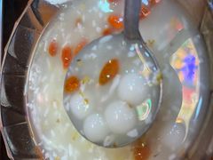 -爆炸头阿姨小四川正宗川味小吃(无任何分店)