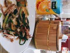 -鹏城人家海鲜酒家·23年老字号(较场尾店)