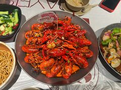 -巴厘龙虾·榜首油焖大虾(音乐学院·沿江酒馆店)