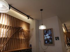 -李与白包子铺(桐梓林店)
