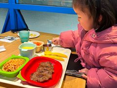 -菲滋意式餐厅(临平万达店)