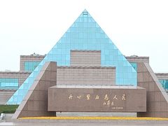 -上海市龙华烈士陵园