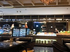 -半岛翡丽海鲜自助餐厅(观风亭店)