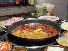 -四小区火锅·巷子里的重庆火锅(花照壁店)