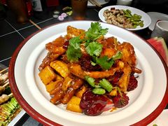 -辣尚瘾·烤鱼·新川菜(交大直营店)
