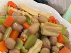 -聚德华天护国寺小吃(甜水园店)