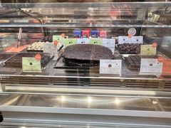 -VENCHI 闻绮(上海佛罗伦萨小镇店)