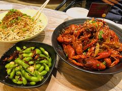 -巴厘龙虾·榜首油焖大虾(音乐学院·沿江酒馆店)